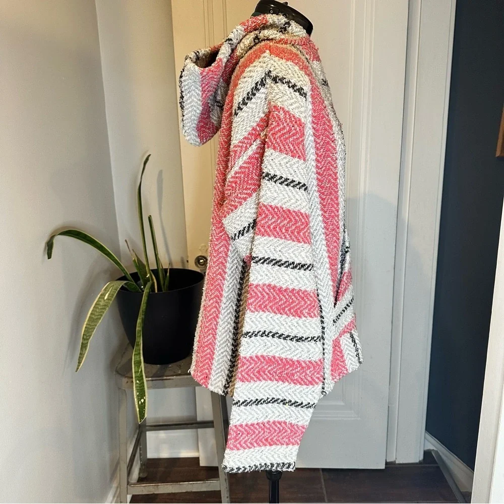 Baja Joe unisex Striped pink, white and gray Mexican blanket Sweater hoodie larg